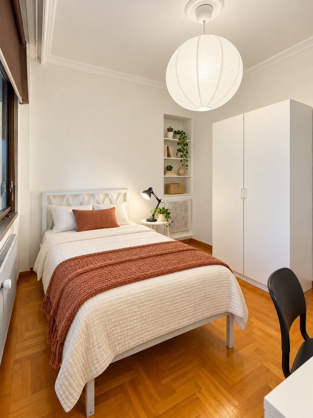 Letto e armadio della stanza 4